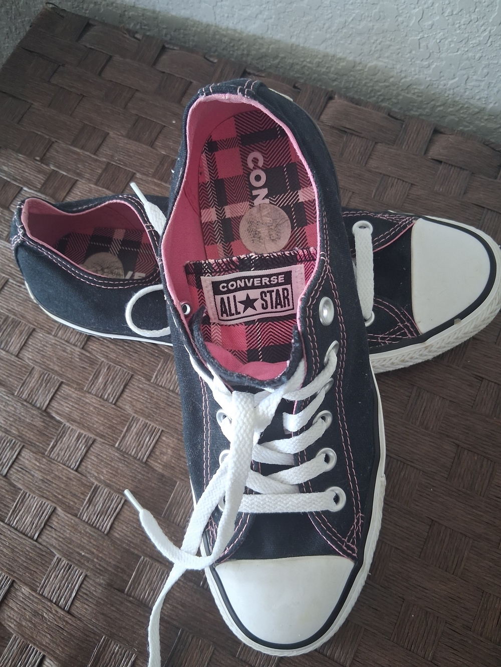 Converse Black Canvas Sneakers with White Laces and Pink Stitching - Picture 3 of 4